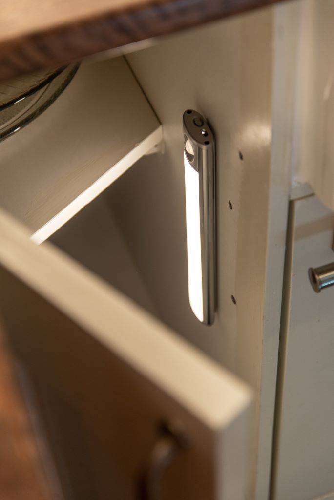 Multifunctional Wanda luminaire LedStore.fi