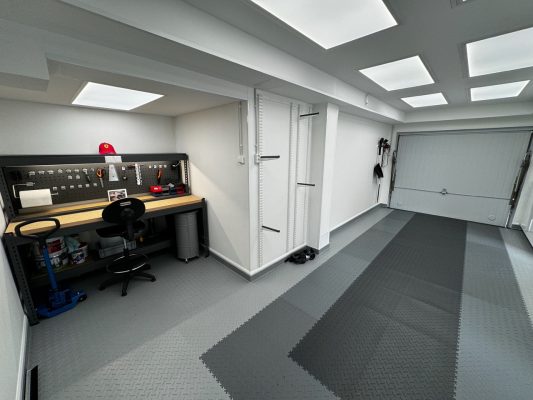 Garage lights: the key to versatility Garage lights: the key to versatility