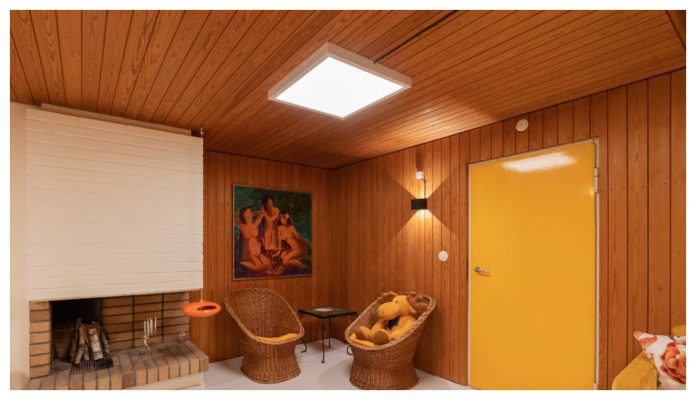 Renovation of the swimming pool and fireplace space of a 60&#8217;s terraced house