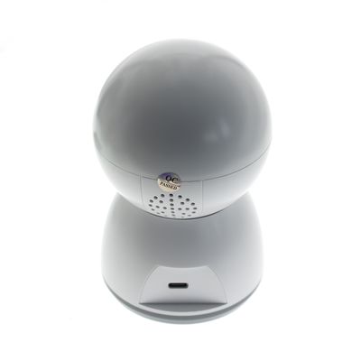White dome LED luminaire with QC PASSED sticker, USB port at the bottom, white base.