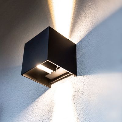 Dimmable LED wall FUNK - 3500K, CRI93, IP65, black