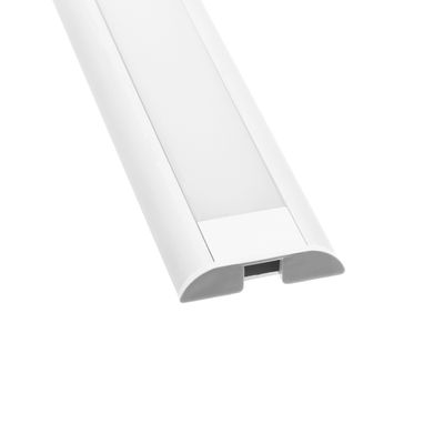 Close-up of a white LED strip light diffuser with a clear cover, showing the end profile. Perfect for modern lighting solutions.