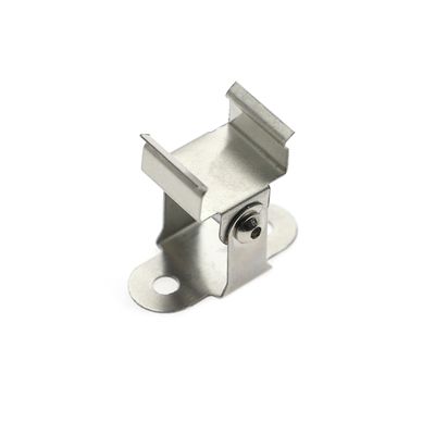 Profile clip with adjustable angle