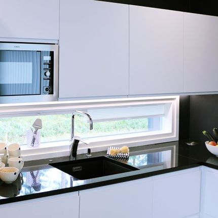 Kitchen cabinet led strip lighting KIT 17W/m strip (with wireless dimmer)