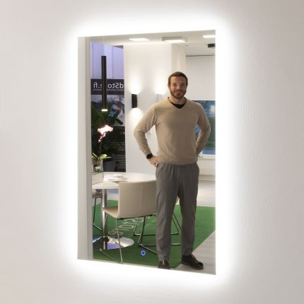 LED bathroom mirror light — HALO V 1200, water resistant IP55, 55W, 4000K, high CRI90