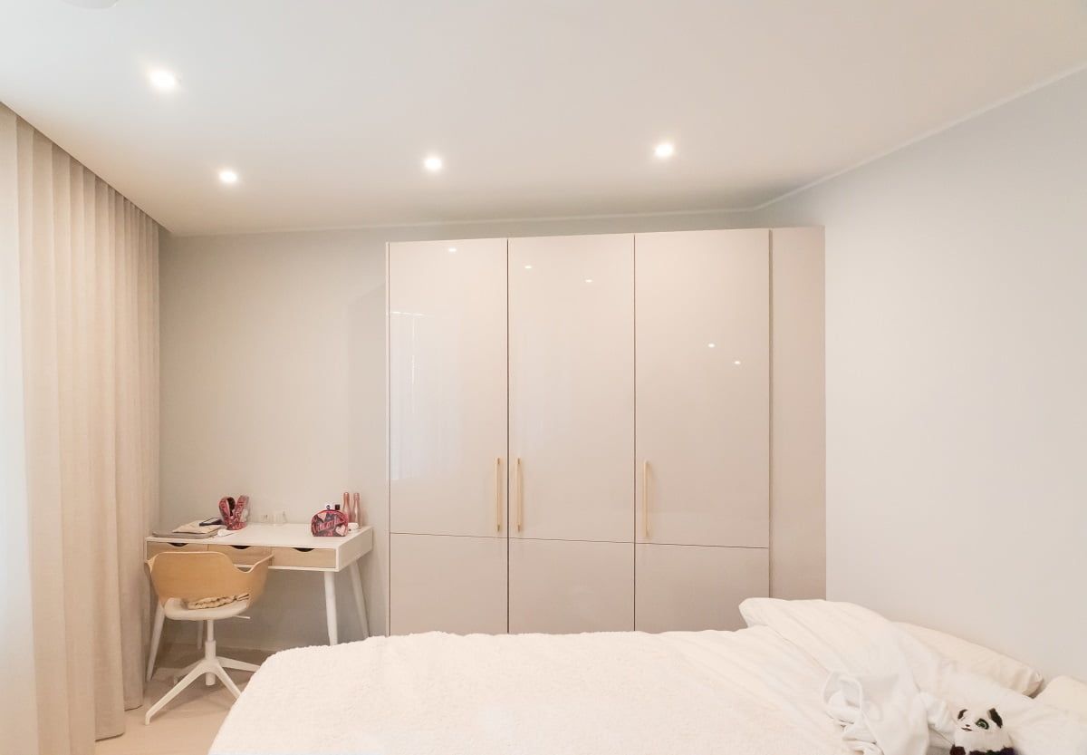The lighting in the children's room is dimmable and colour temperature adjustable. The picture shows warm white. © LedStore