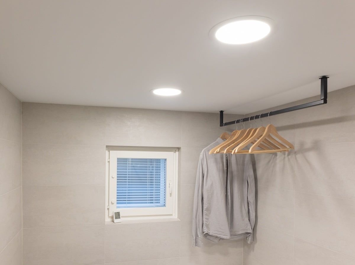 In a utility room, even general lighting is important. ©LedStore