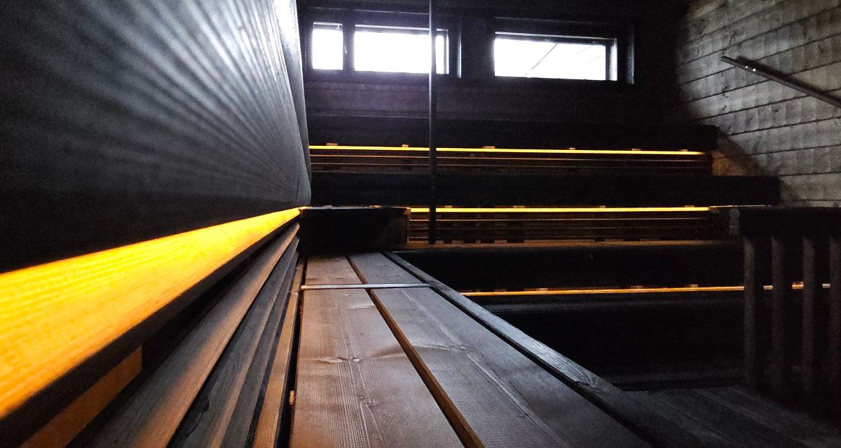 Close-up of a led strip, mounted indirectly, so that the strip is also slightly protected from direct fire image, Punchers