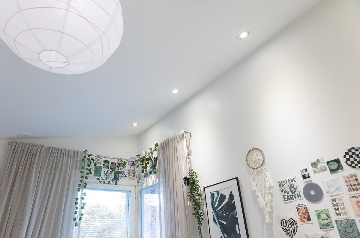 GU10 spotlights as accent lights on the wall of a nursery. ©LedStore