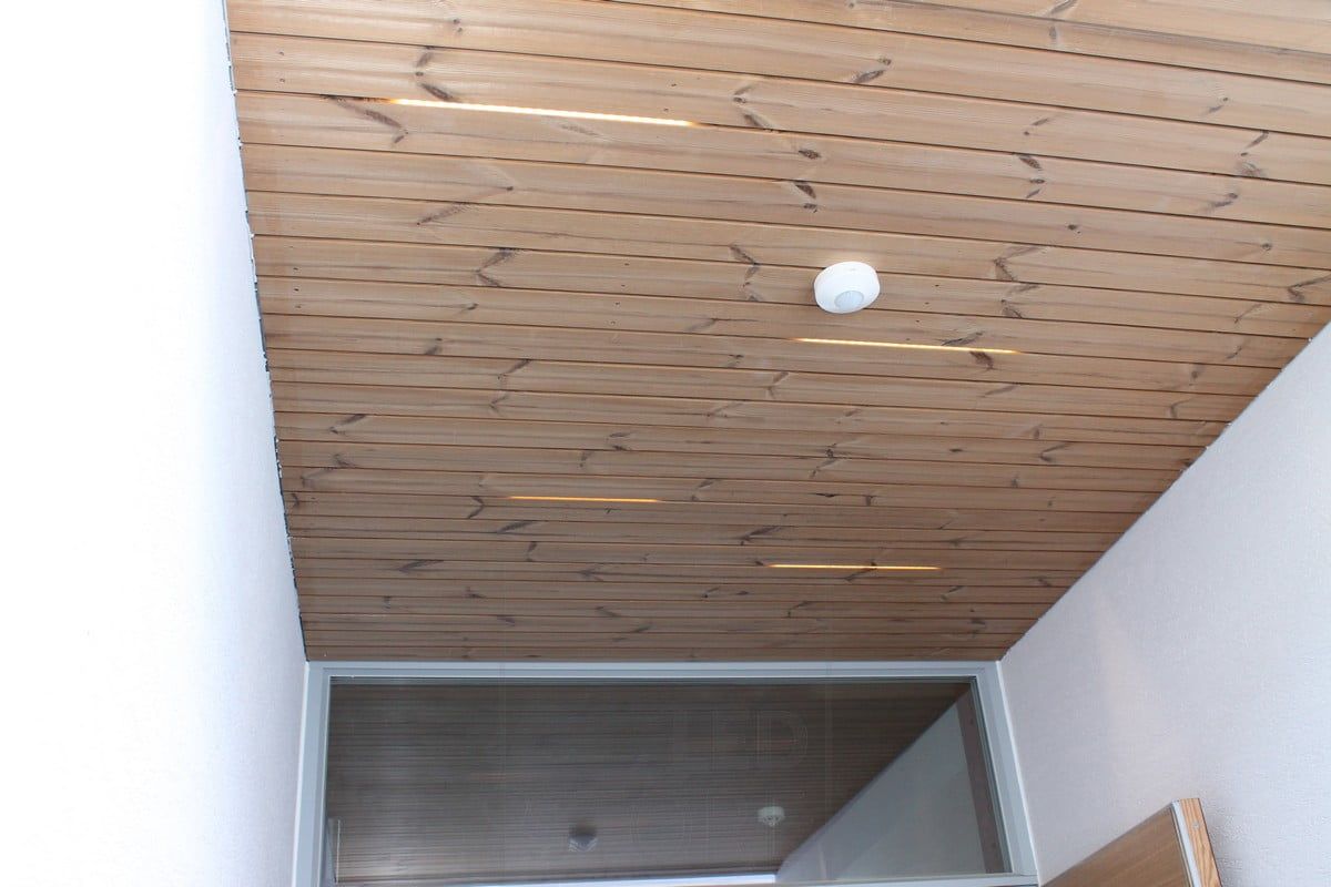 Housing Fair 2014: stretches of Led strip above a slit in the slab, the pattern continues inside. Ledstore.fi