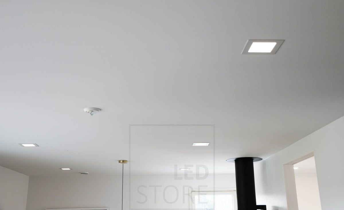 Housing Fair 2018: 200x200 panels on the bedroom ceiling. Ledstore.fi