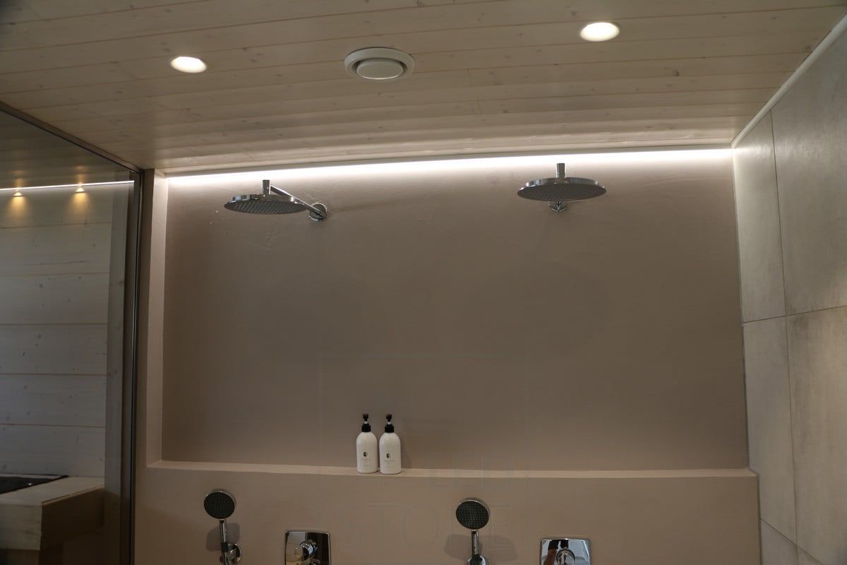 Housing Fair 2018: indirect light on a shower wall. Ledstore.fi