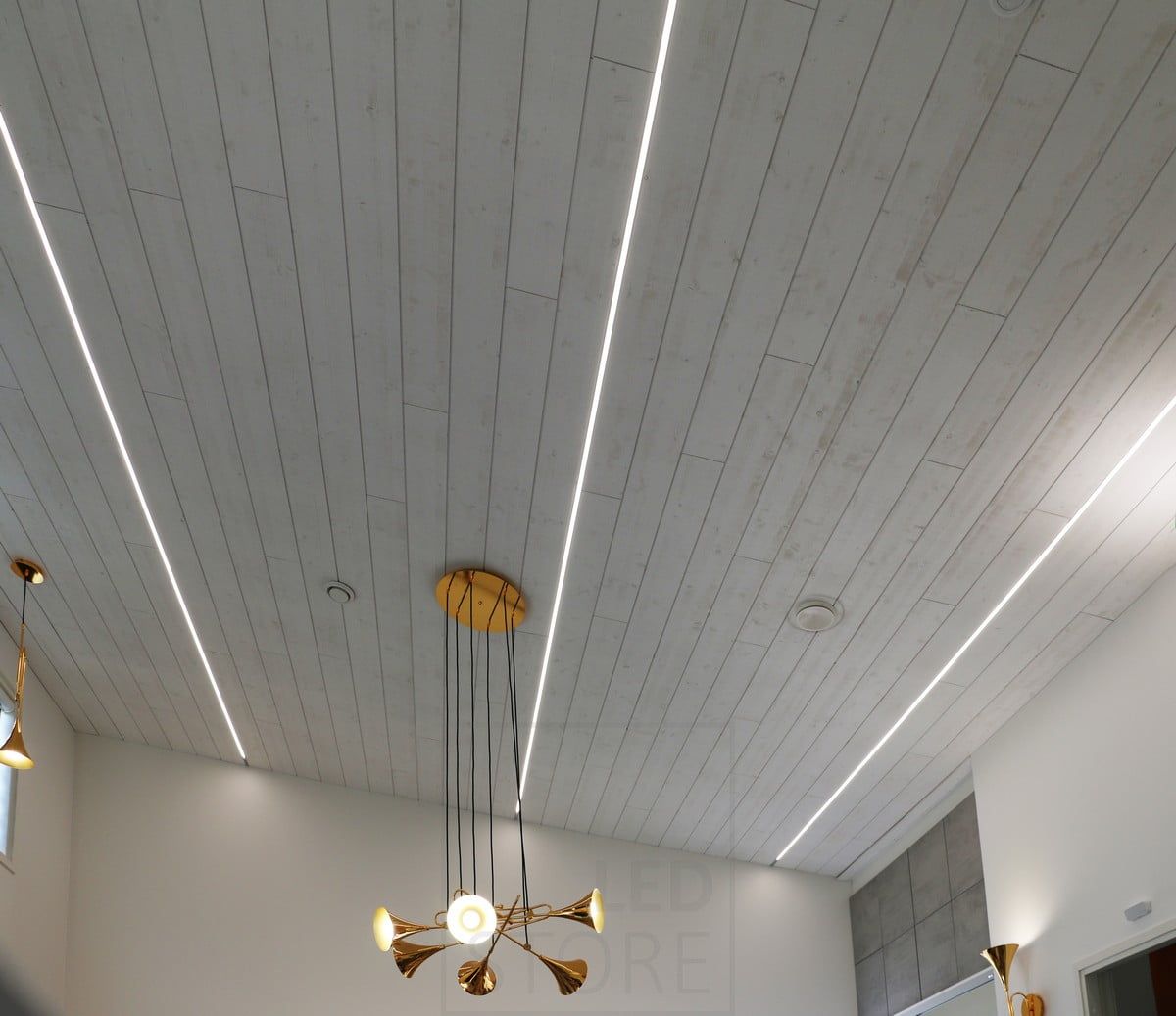Housing Fair 2018: led ribbon in narrow profile between panels. Ledstore.fi