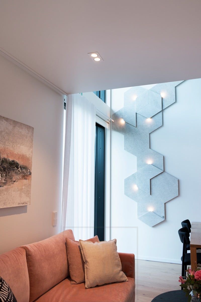 Housing Fair 2020: a double spotlight on the ceiling of the living room as general lighting. Ledstore.fi