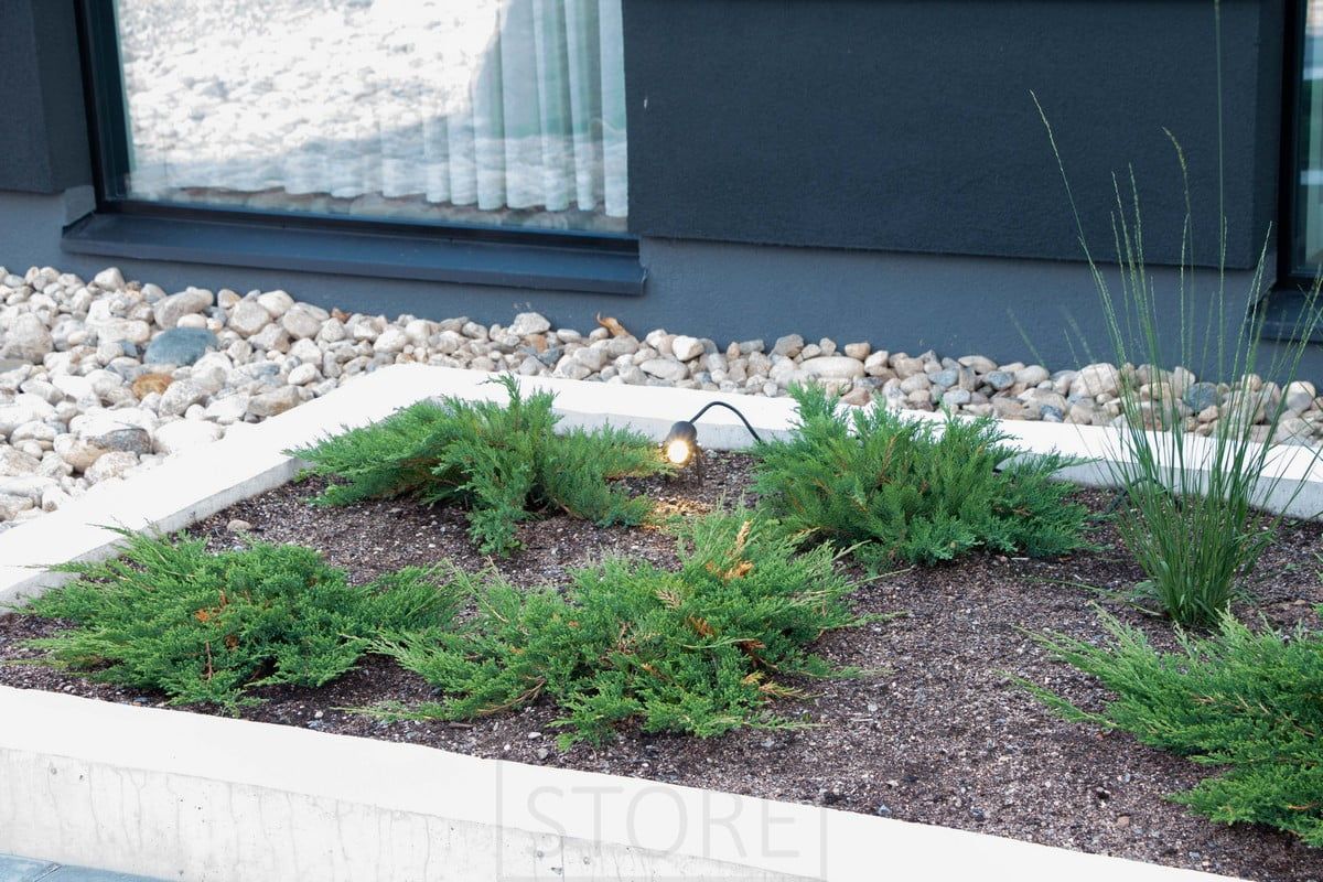 Housing Fair 2022: TILT earthenware luminaire in a flower box. Ledstore.fi