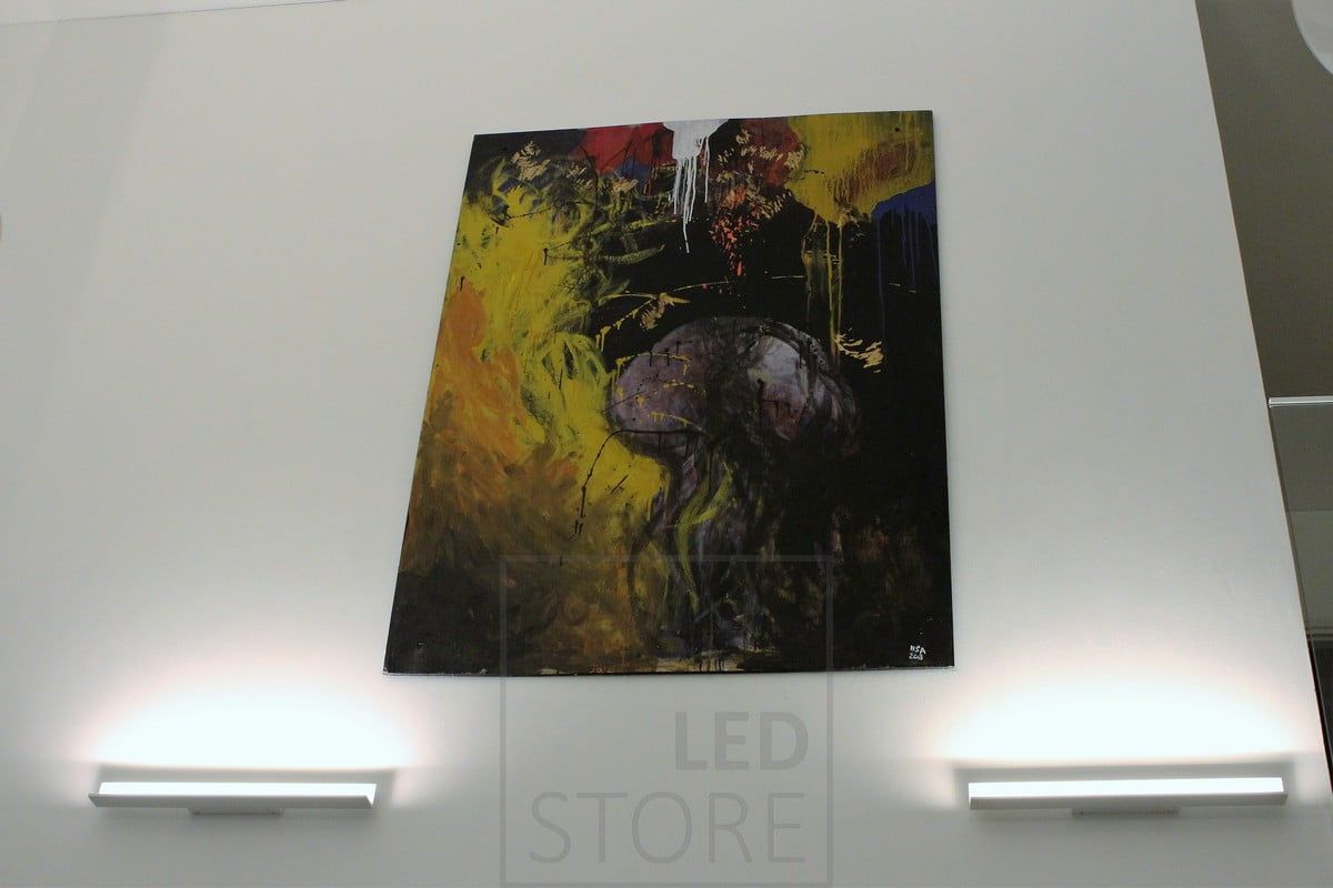 With Led WALL BLADE you can also easily create indirect lighting by positioning it so that the light is directed upwards. Ledstore.fi