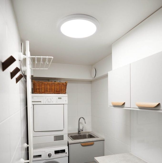 The design of lighting in windowless spaces is important. In this space, the surface ceiling 380.