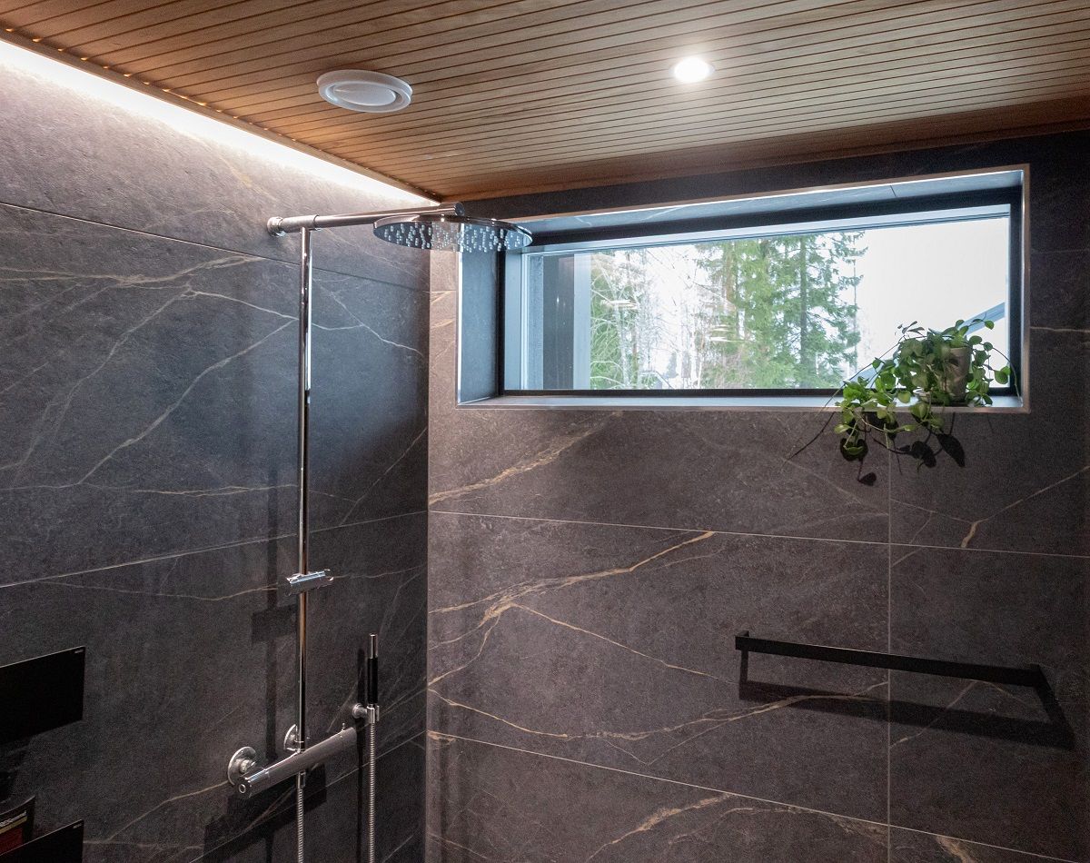 Bathroom spotlight and led strip.