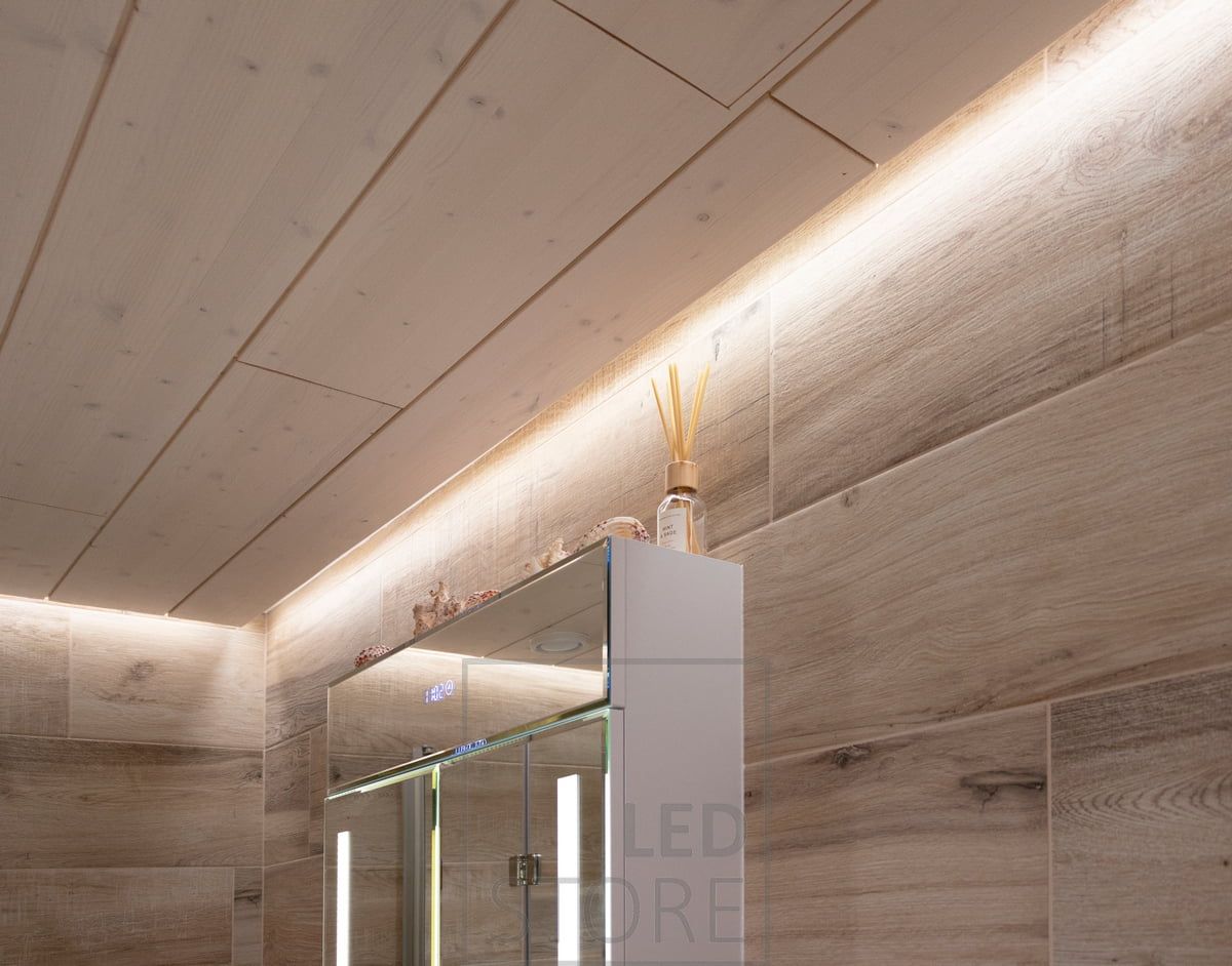 A 7.2 W/m CCT LED strip in a surface profile illuminates the roof groove beautifully. LedStore.fi