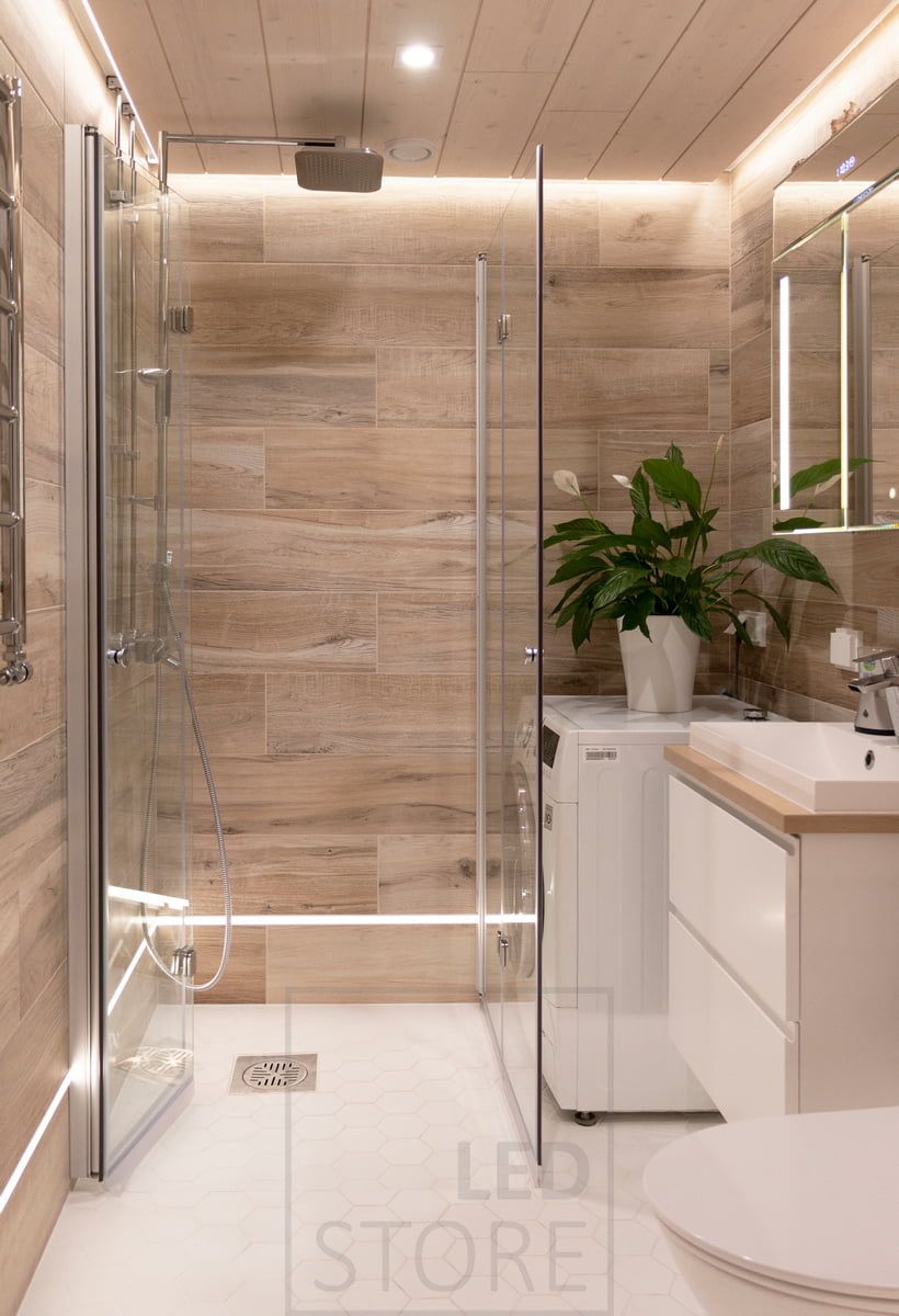 The bathroom was given a great spa feel with light from several directions. LedStore.fi