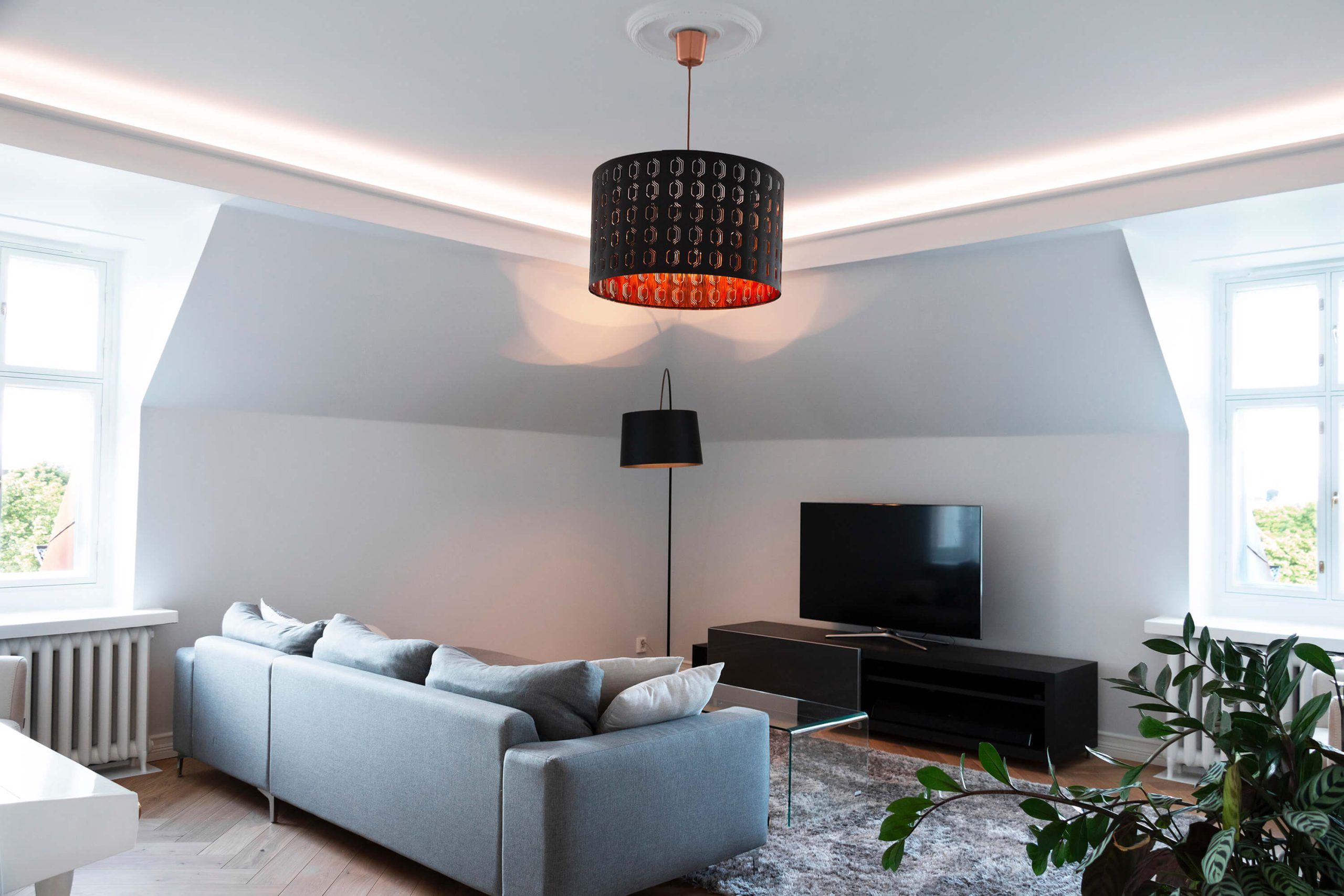 Indirect led strip lighting in living room, LedStore.fi
