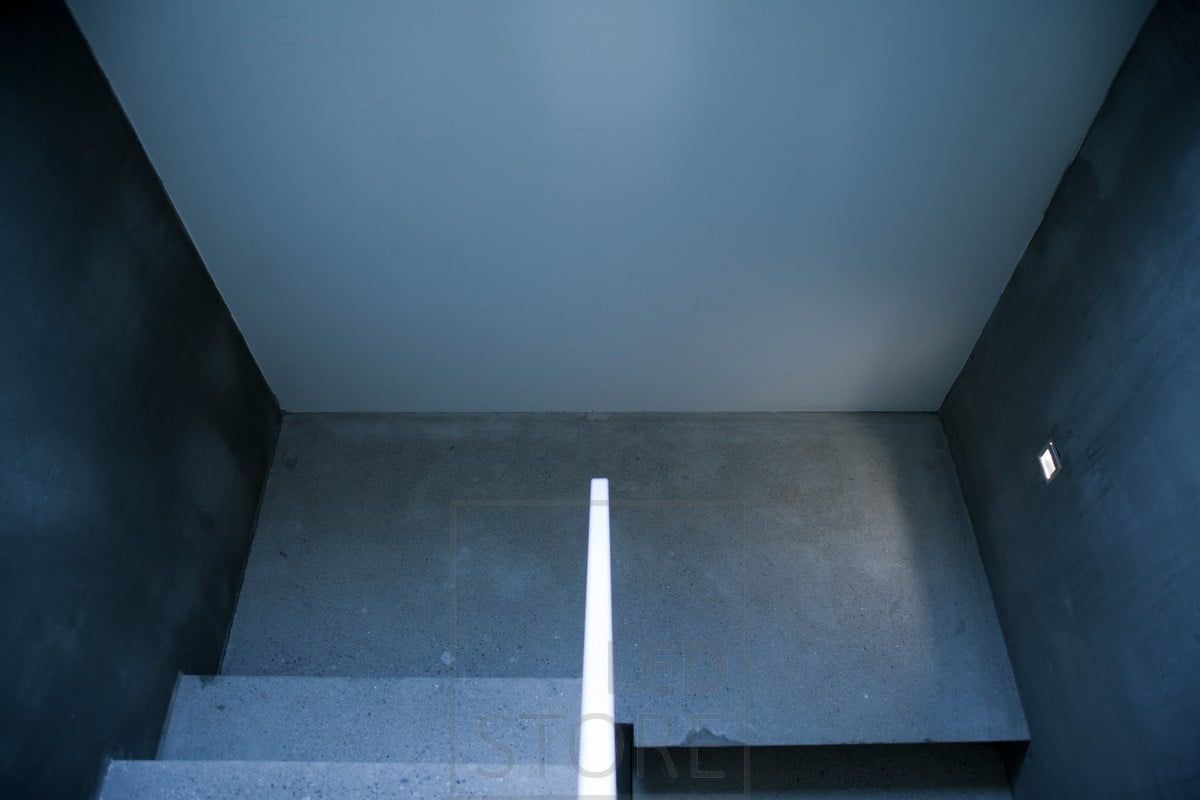 IN-WALL recessed led wall luminaire for staircase lighting. The light is easy on the eye and when connected to a motion sensor it also works perfectly as night lighting. Ledstore.fi