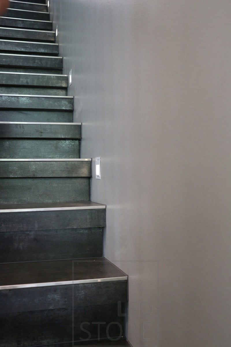 Illuminating the steps of a staircase with soft light IN-WALL recessed LED wall light. The light is easy on the eye and when connected to a motion sensor it also works perfectly as night lighting. Ledstore.fi