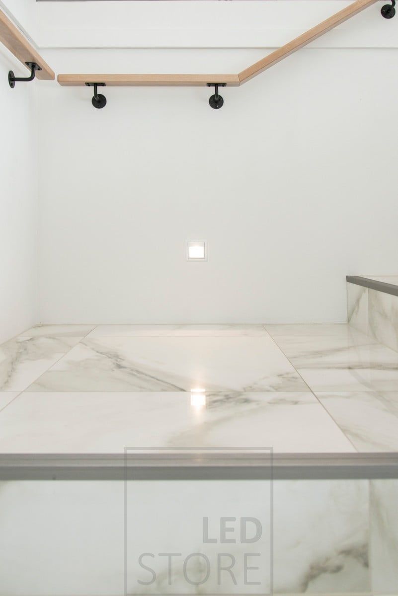 The IN-WALL LED porch light provides soft and atmospheric light. The flush-mounted wall light has a modern simplicity and elegance. Ledstore.fi
