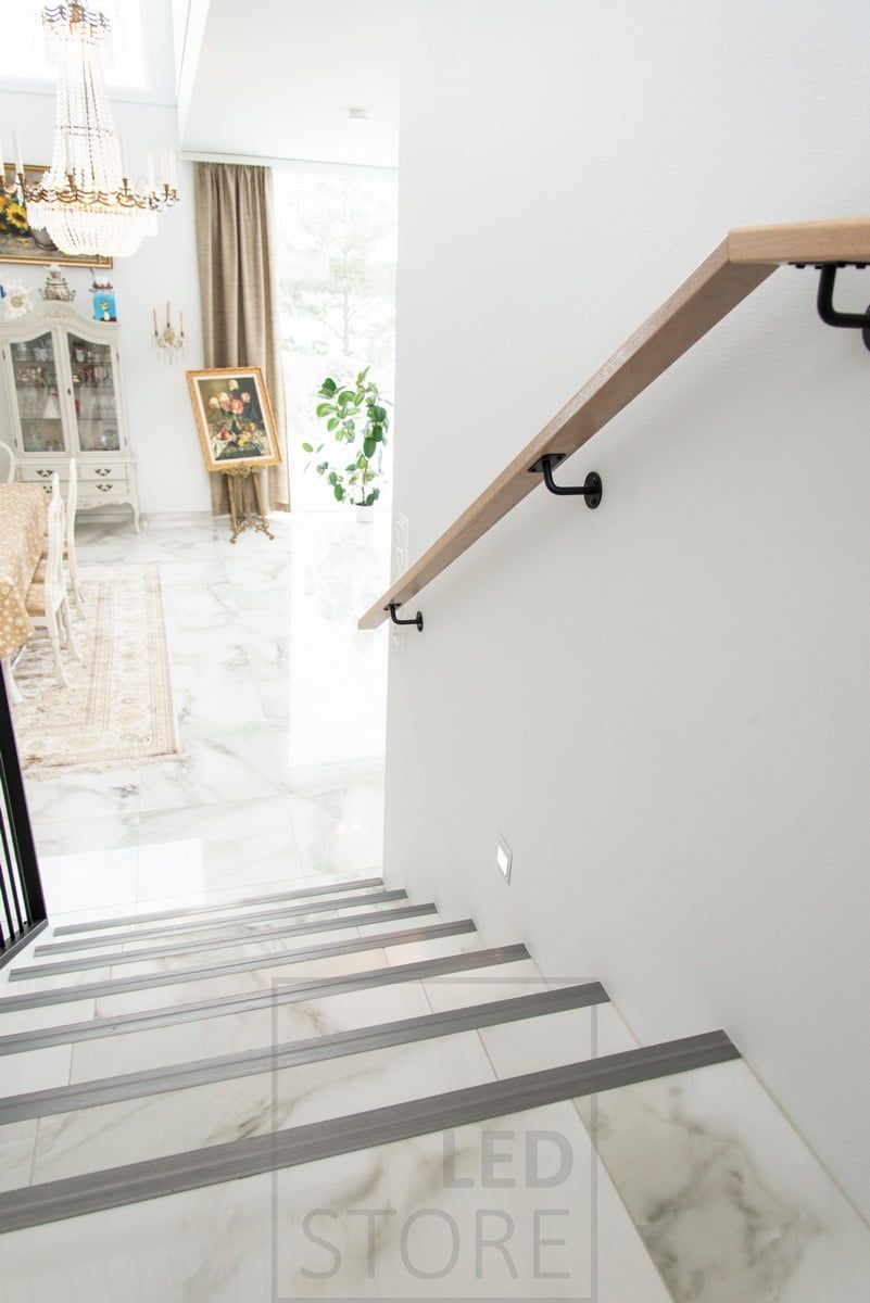 Staircase light led IN-WALL illuminating with soft and atmospheric light. The recessed wall light is modern, simple and elegant. Ledstore.fi