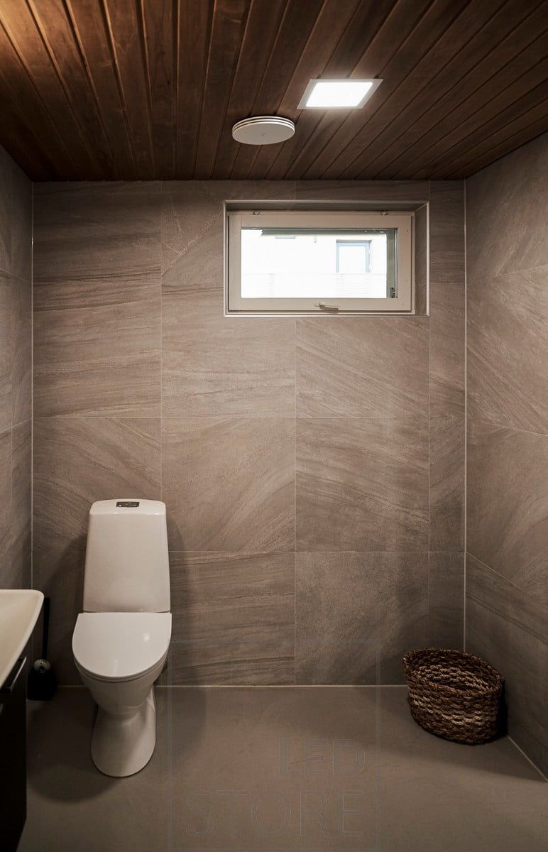 The Led panel light illuminates the bathroom evenly and the square design language is perfect for those looking for a modern design language. Ledstore.fi