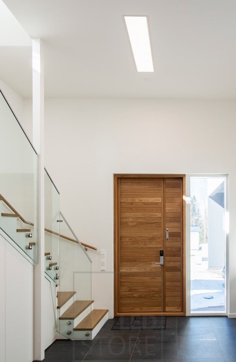 Led panel light UPPOAVA 300x1200 illuminating the hallway. Ledstore.fi