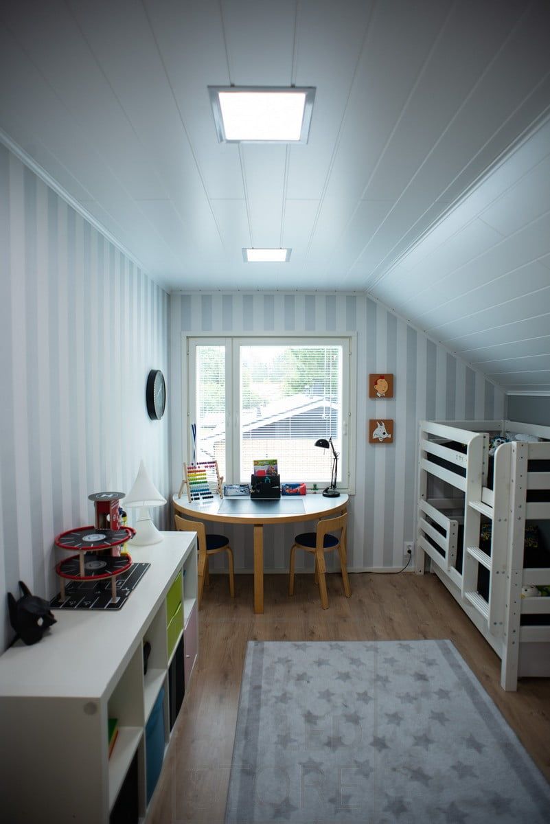 Nursery lighting - ceiling lighting with colour temperature controlled LED panel lights. The cool-toned light refreshes and helps concentration. Ledstore.fi