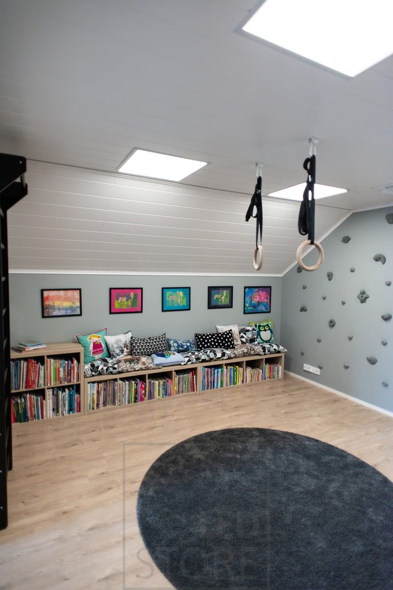 Panel lights, similar to skylights, create excellent lighting in the space. The lighting is both dimmable and colour temperature adjustable. Ledstore.fi