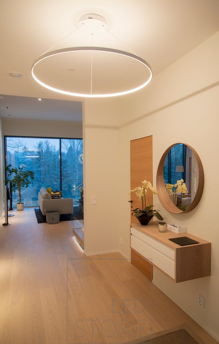 Dimmable RINKELI pendant lamp for atmospheric and decorative lighting in the hallway. Ledstore.fi