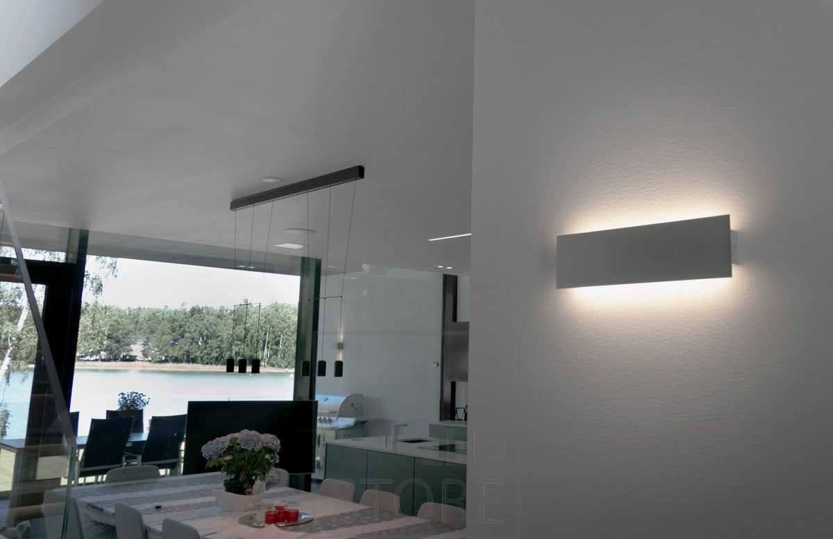 Atmospheric indirect light with the led STRAIGHT wall lamp. Ledstore.fi