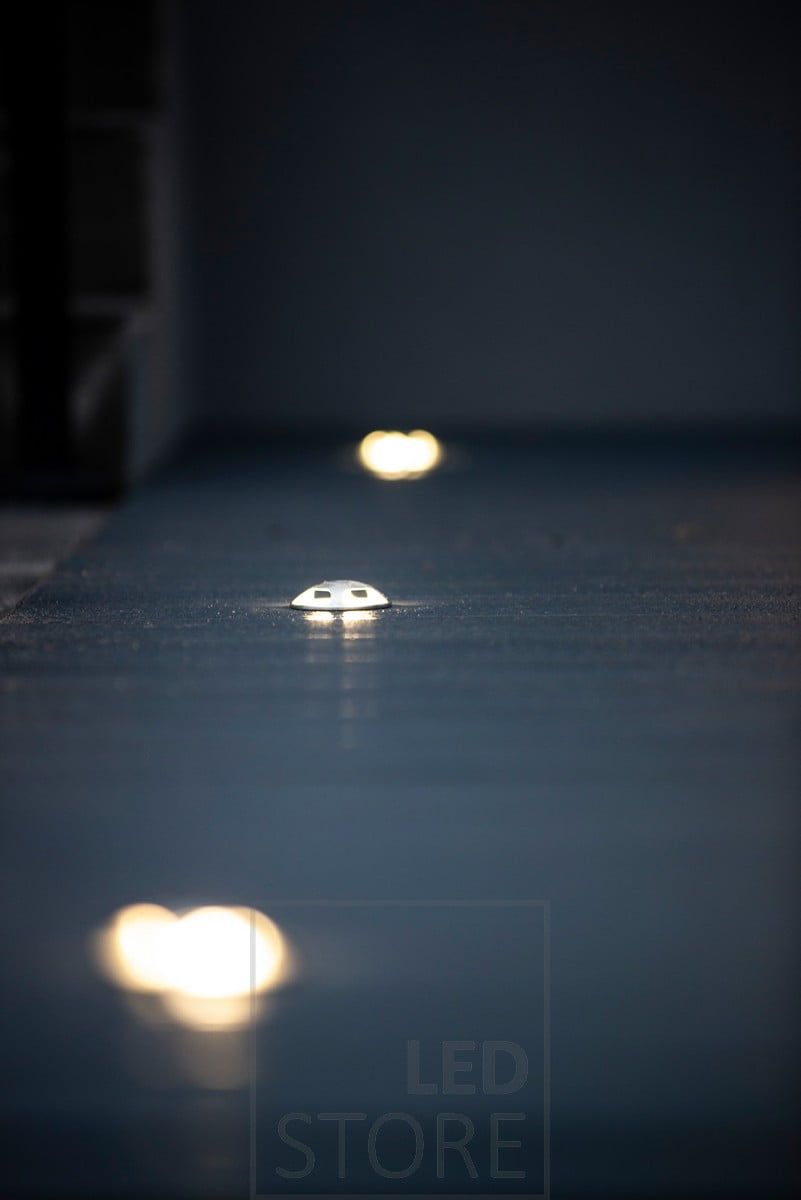 Terrace spotlights illuminate the terrace through the floor. From the opening in the cover, the light is directed horizontally in four directions. The luminaire has a warm colour temperature of 3000K. Also available with 4000K neutral white light colour. Ledstore.fi