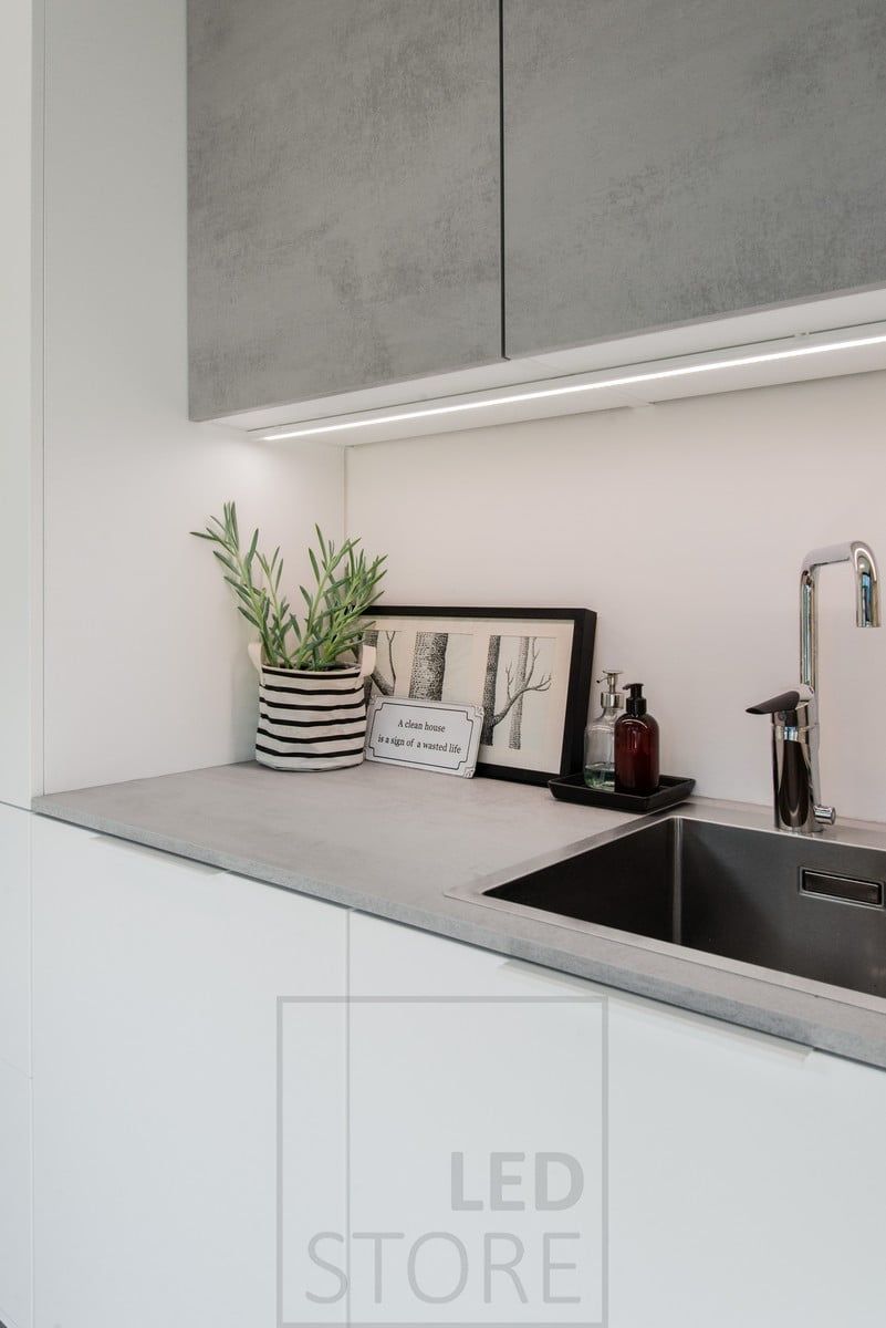 Led strip bringing working light to the worktop in the utility room. Ledstore.fi