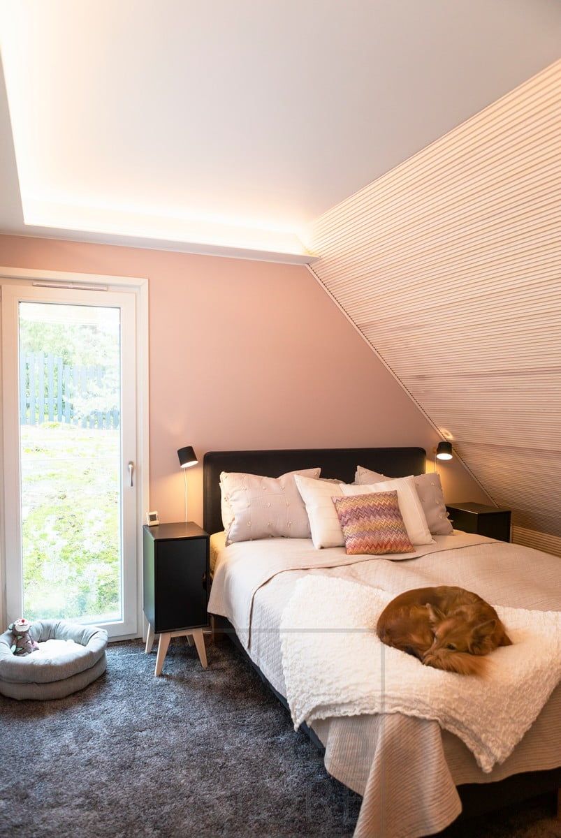 As bedroom lighting in a sloping ceiling with a drop-down clip, the LED strip light illuminates the space well with indirect and soft light. Ledstore.fi