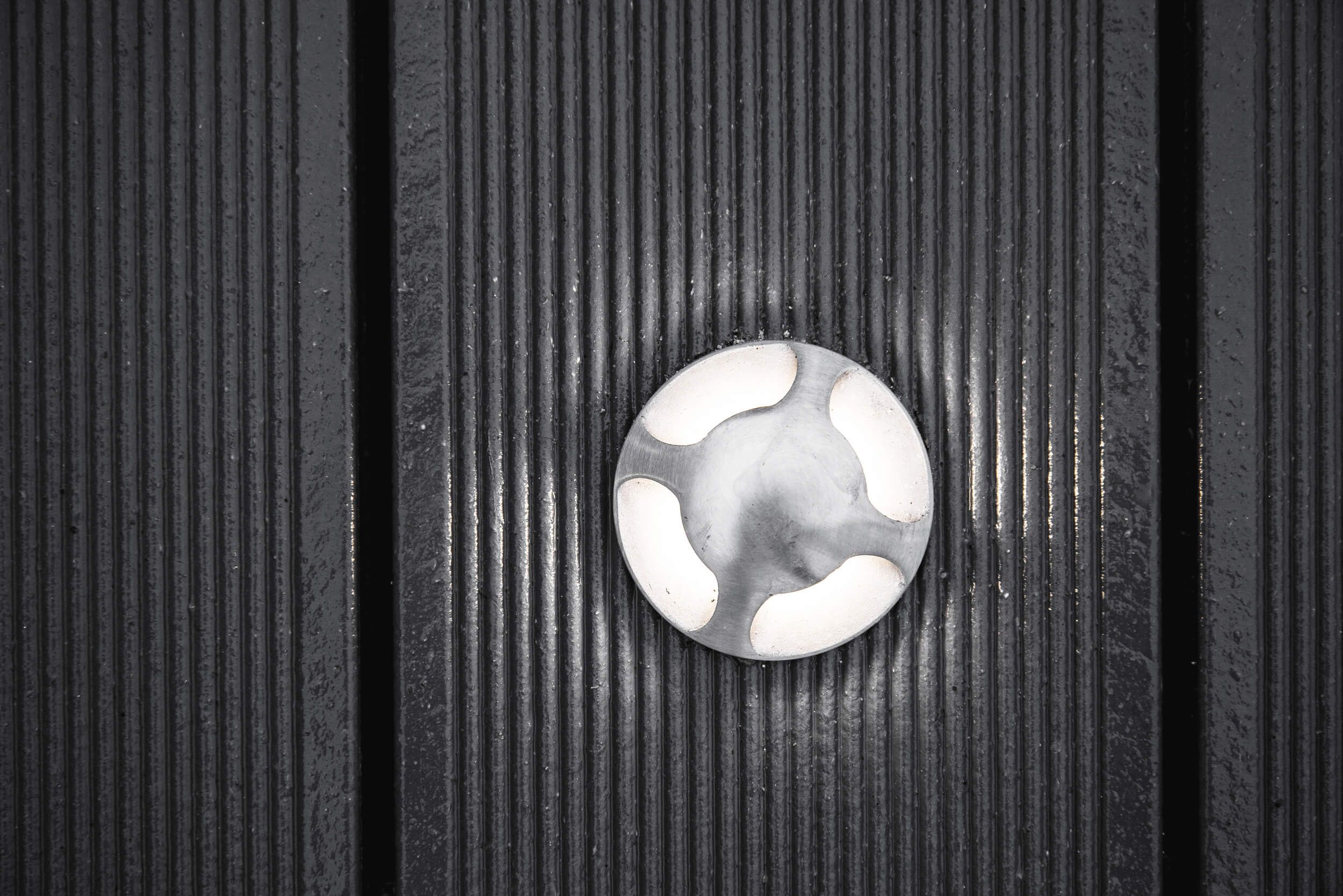 Terrace lighting with spotlights, light in four directions LedStore.fi