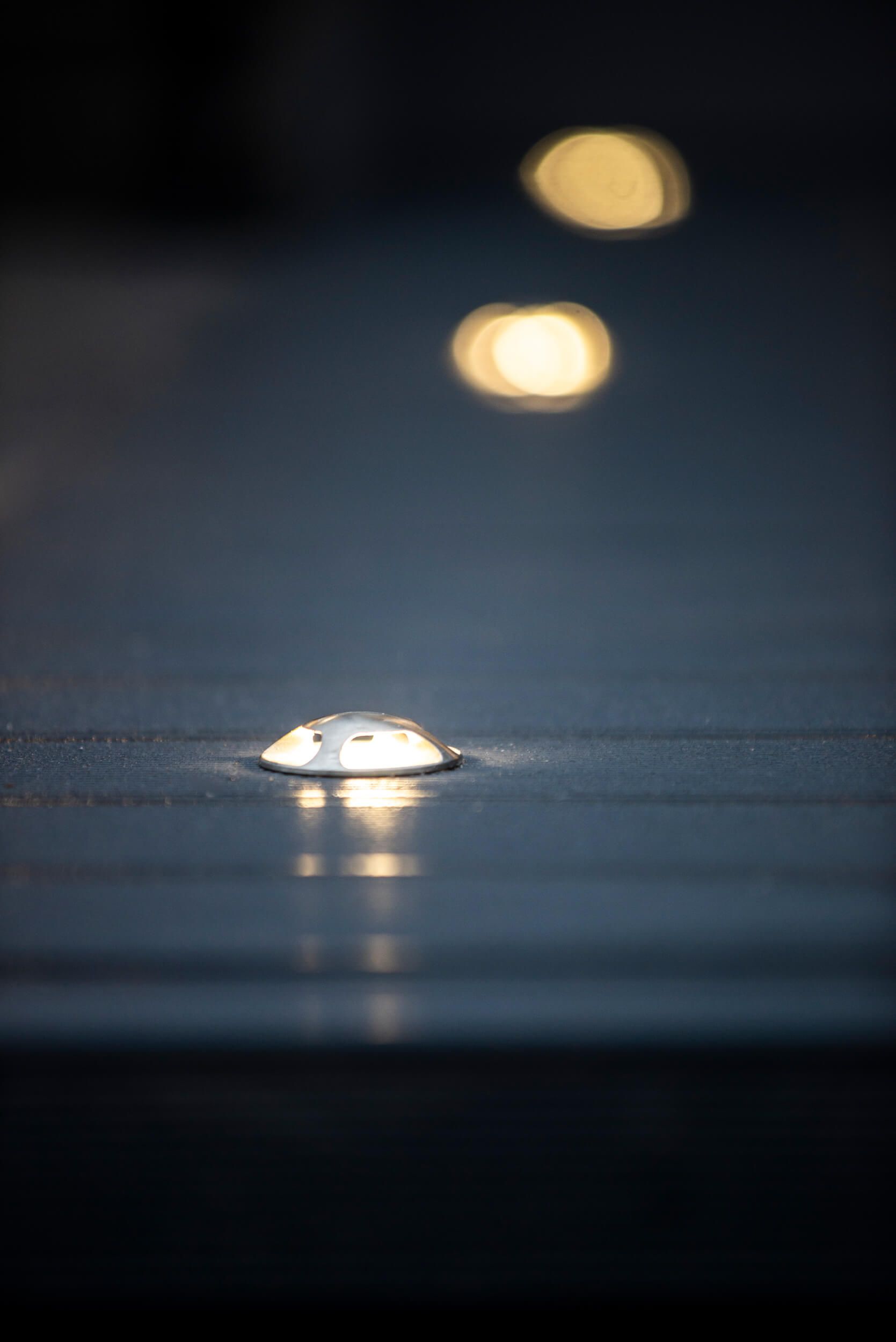 Outdoor patio lighting with spotlights light in four directions LedStore.fi