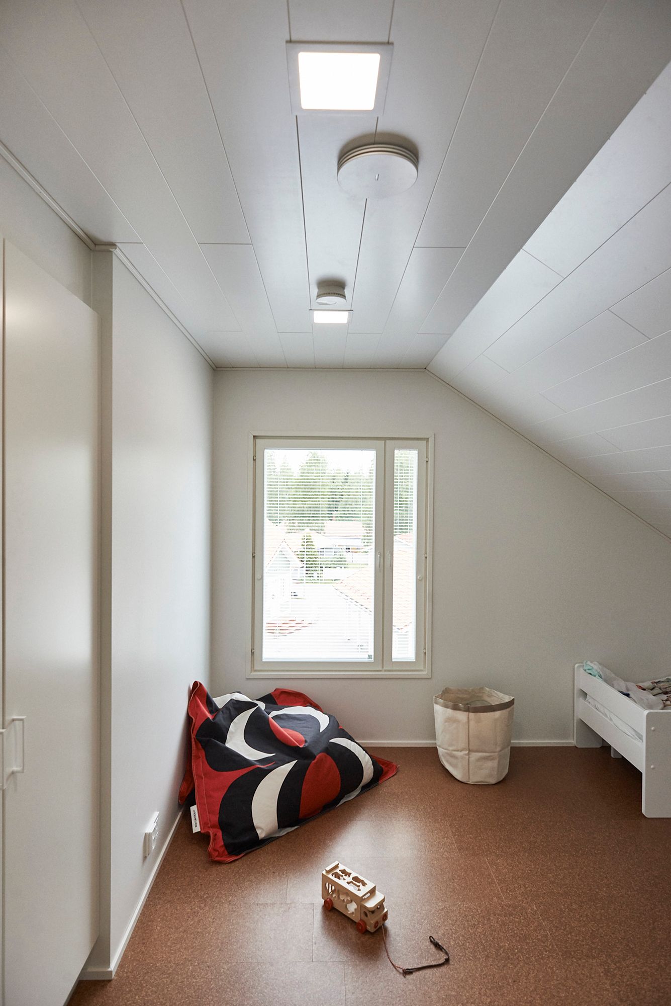 Led panel lamps for uniform lighting in the bedroom. Ledstore.fi