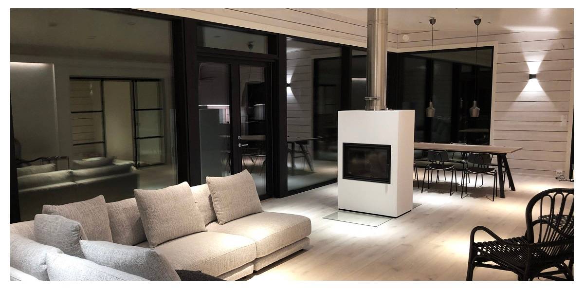 Lighting design of the living room The space is desired to have indirect style lighting with narrow-angle flush-mounted spotlights
