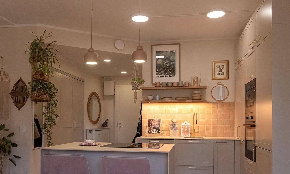 Kitchen and entrance lighting.