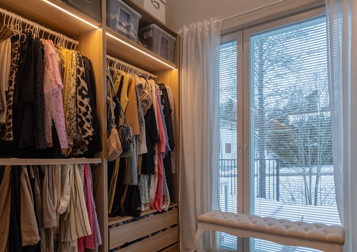 References Bricks on the rock wardrobe lighting