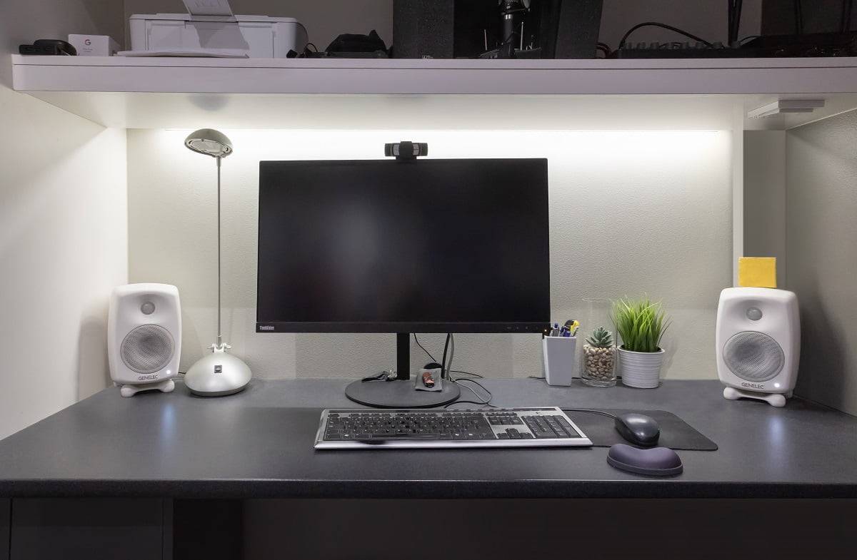 Worktop efficient led strip lighting. LedStore's reference