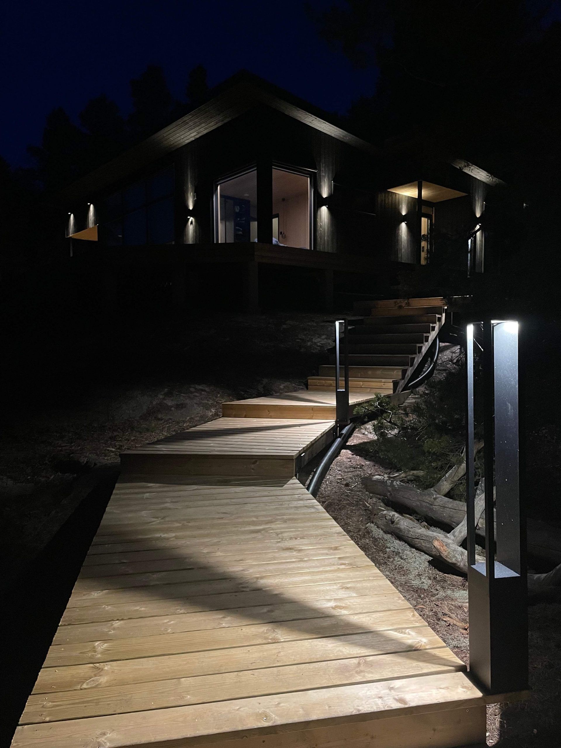 Funk pillar luminaire for walkway lighting.