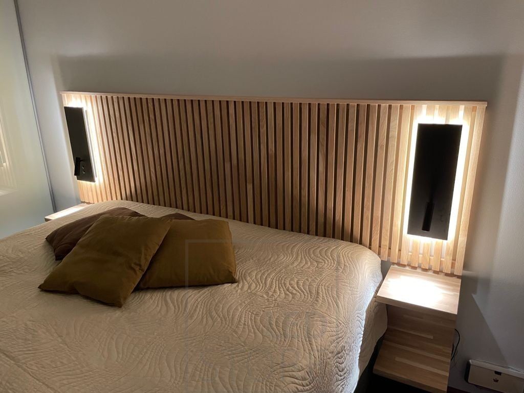 Black NIGHT night and reading lamp on both sides of the bed. Backlight and directional reading light with separate switches on the lamp body. Also available in white and/or with plug. Ledstore.fi