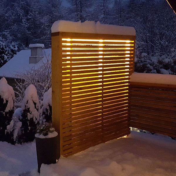 Indirect atmospheric light on an exterior wall. Ledstore.fi