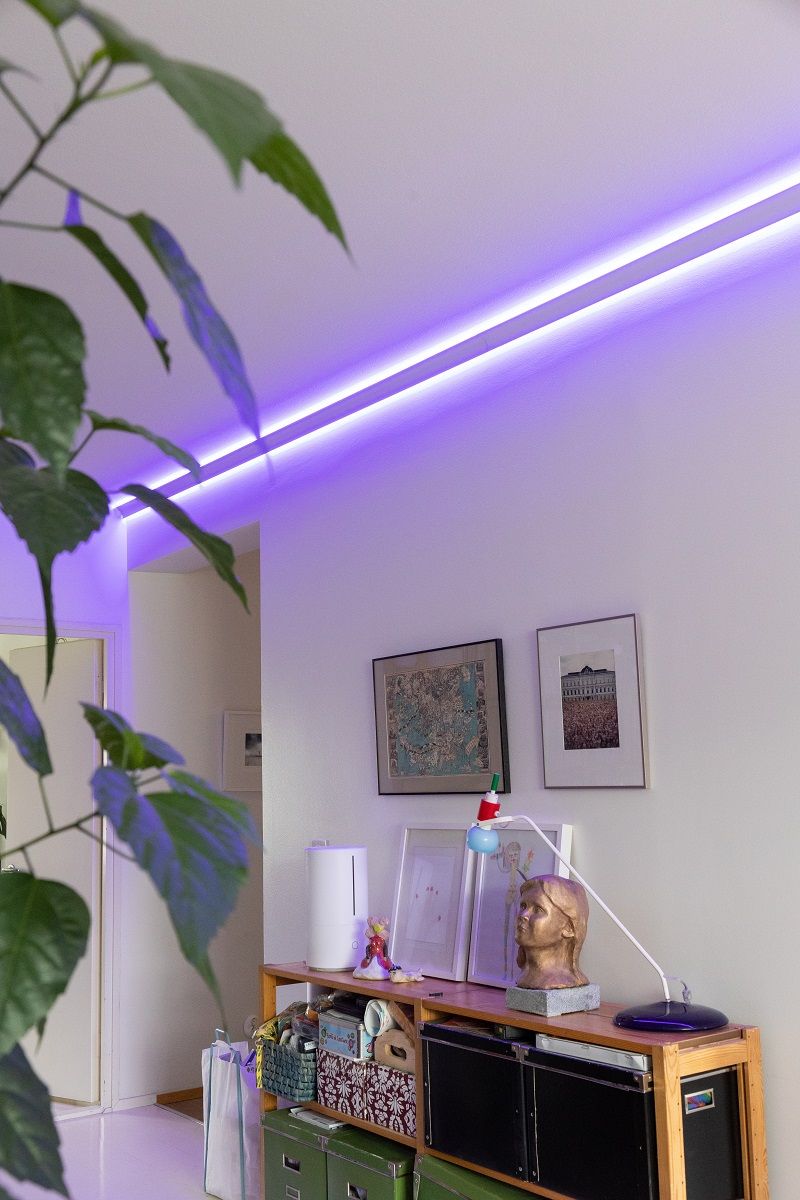 RGB+CCT led strip makes it easy to change the mood.