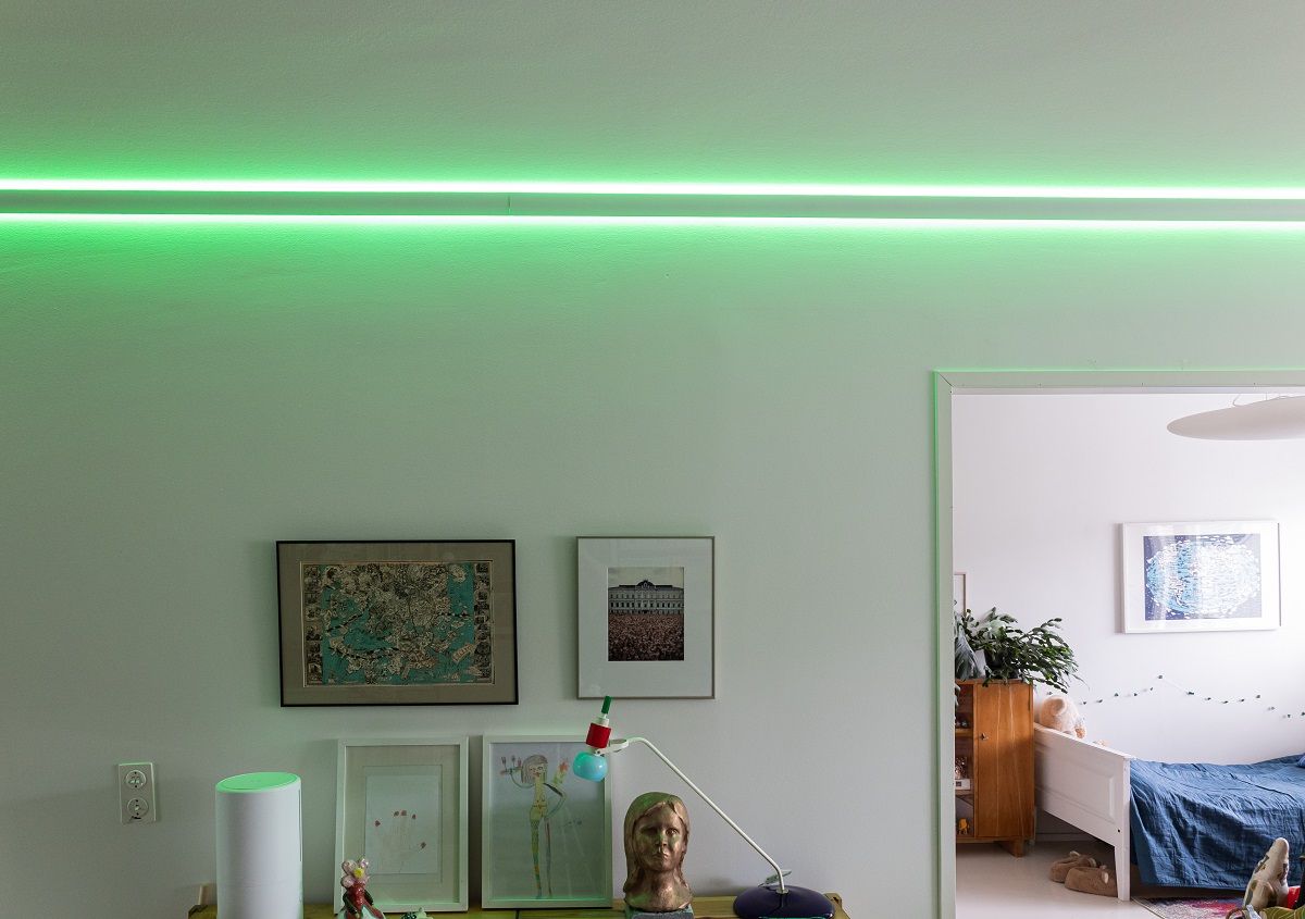 RGB+CCT led strip in indirect 3 arc profile.